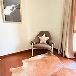 Lejlighedshotel Maison Poluc - Chiaro Di Luna 3*