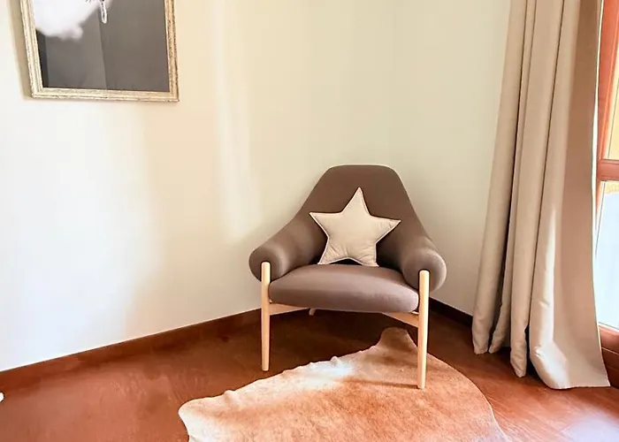 Ξενοδοχείο με διαμερίσματα Maison Poluc - Chiaro Di Luna 3*