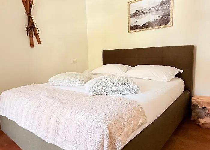 Maison Poluc - Chiaro Di Luna